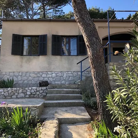 Holiday House Pina - Rustical Holiday House In Peaceful Bay Nyaraló *